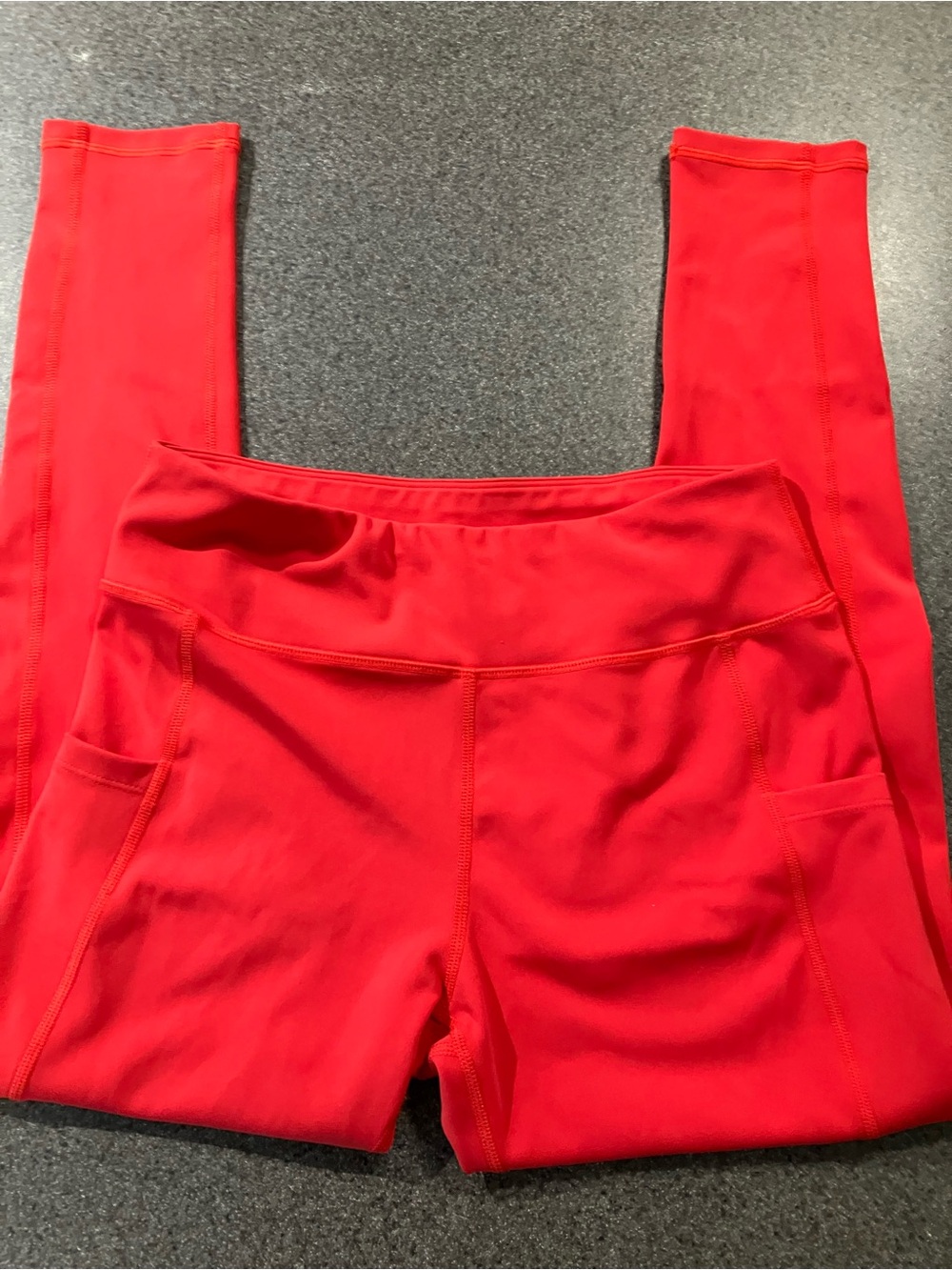 Red Performance Leggings with High Waist (XL)